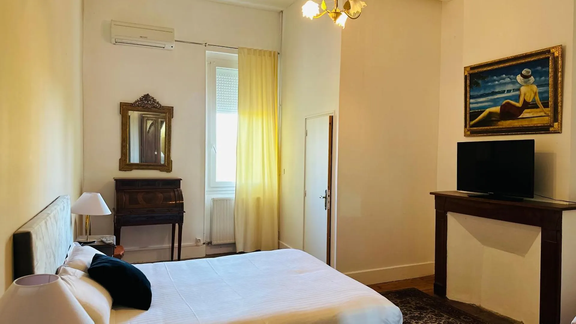 Hotel Le Manoir De Lisle Lisle-sur-Tarn