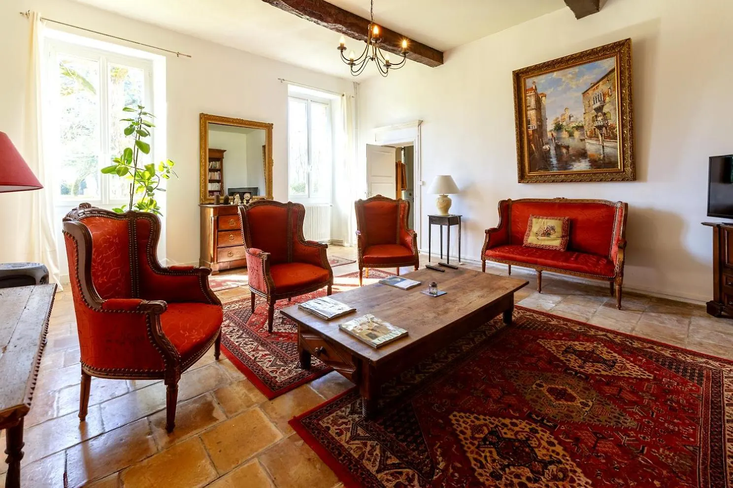Le Manoir De Lisle Hotel